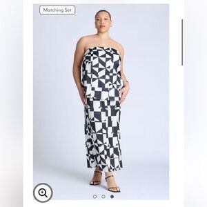 2 piece set. Black and White Geometric Strapless Top and Skirt Set